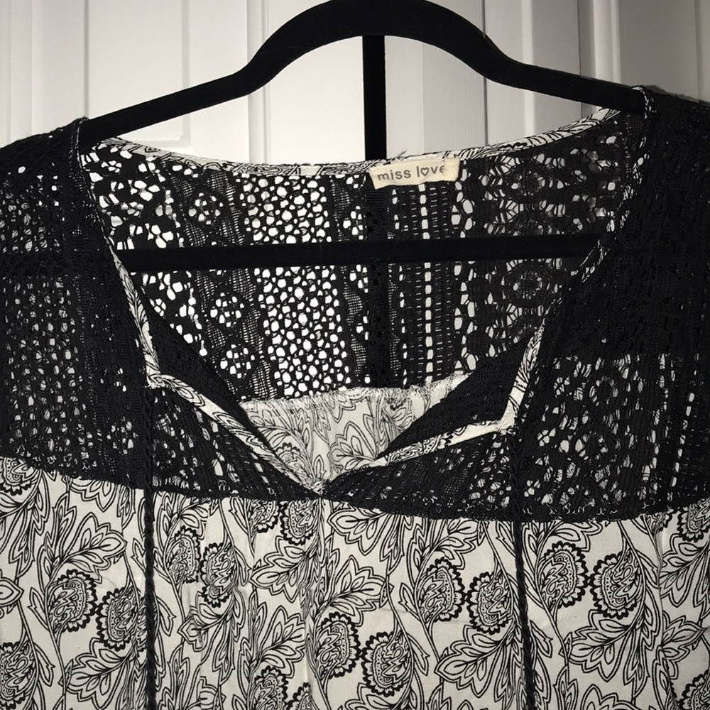 miss love - black and white blouse - Picture 3 of 6
